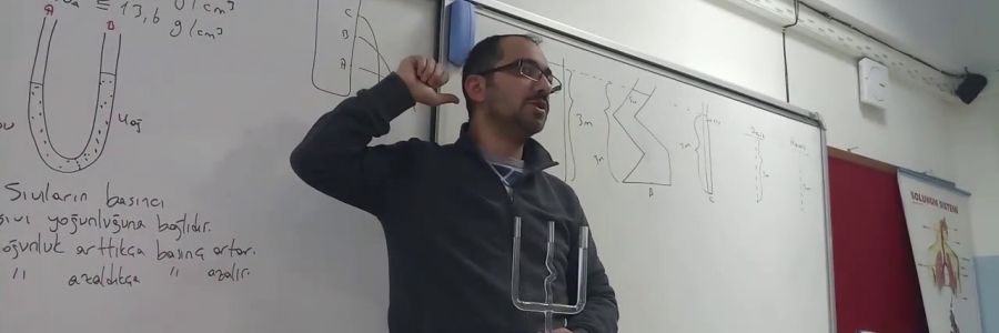 Sıvı Basıncı Kabın Şekline Bağlı mıdır? Deneyi - Sıvı Basıncı Nelere Bağlıdır?